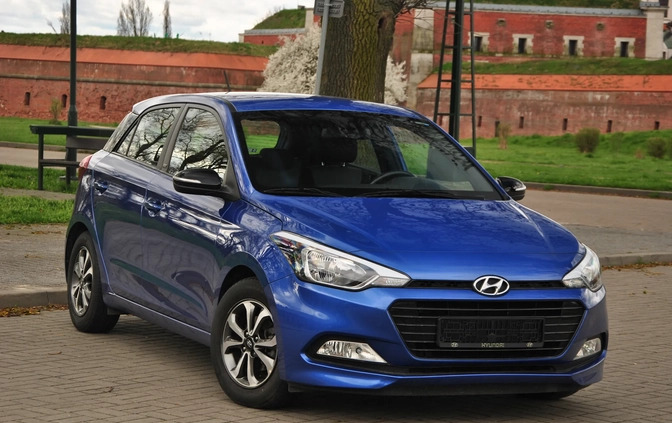 Hyundai i20 cena 38900 przebieg: 140000, rok produkcji 2018 z Bielawa małe 79